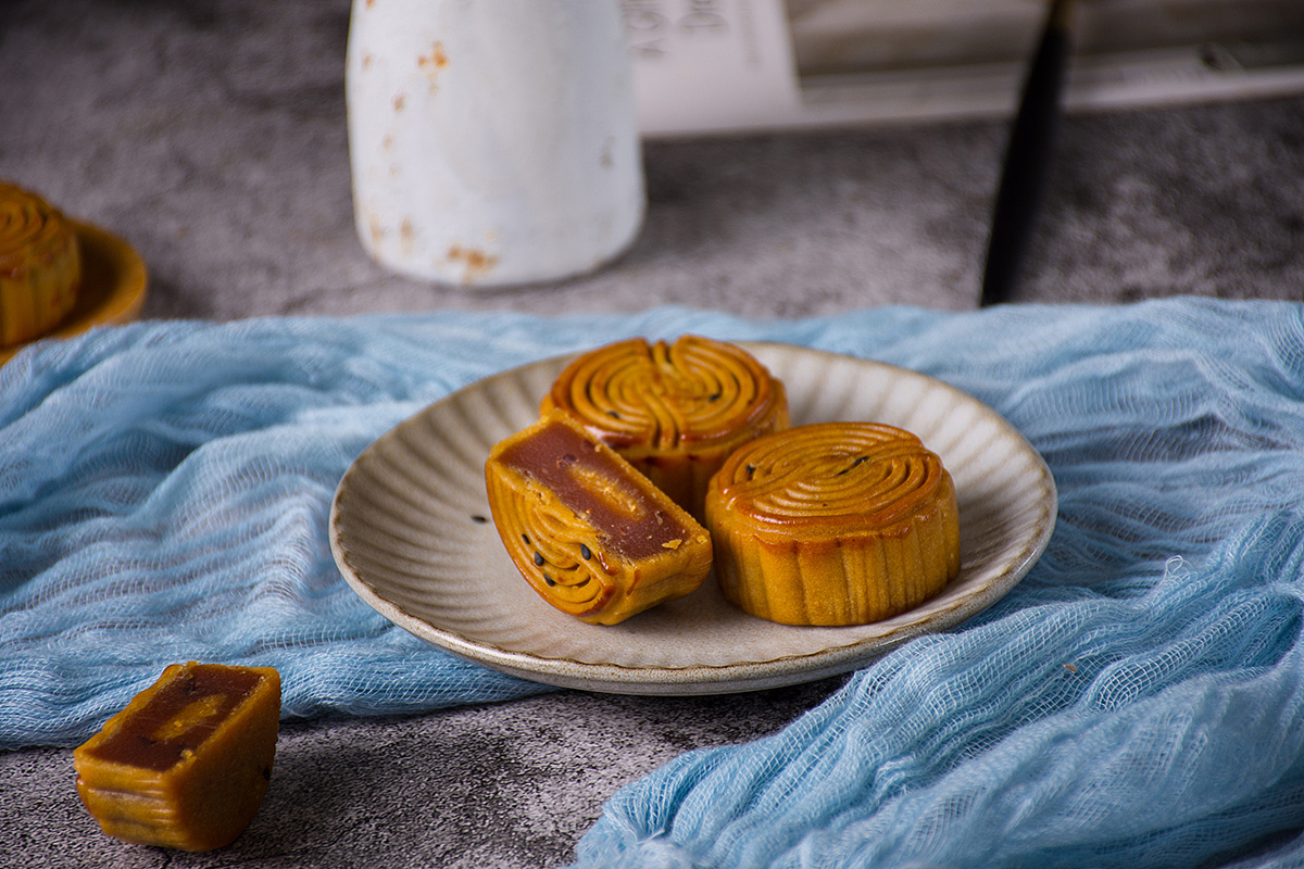 明月寄情，光影傳意——丫姐攝像服務(wù)的月餅產(chǎn)品攝影藝術(shù)